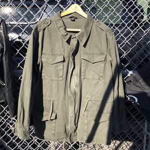 Men’s green jacket